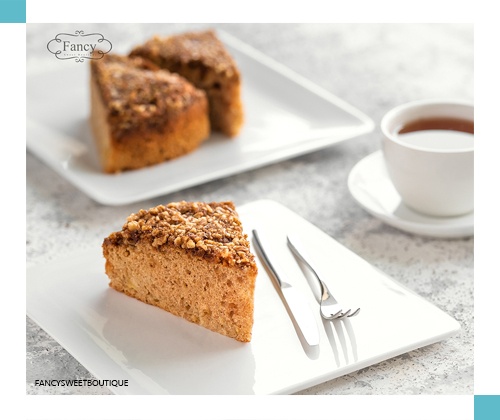 Cinnamon apple crumble Cake