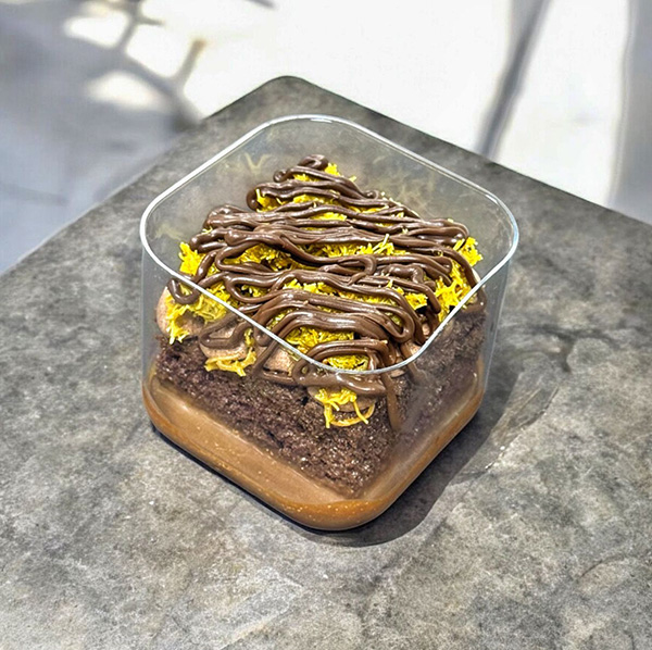 Dubai chocolate Milk cake